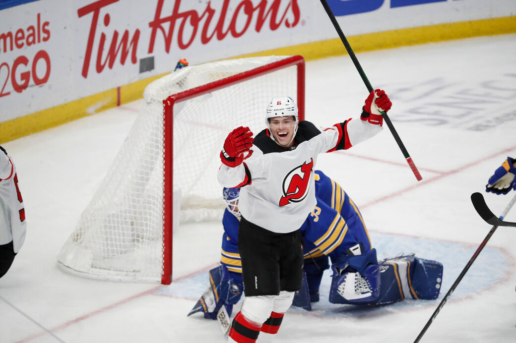 Sabres fall to Devils 6-3